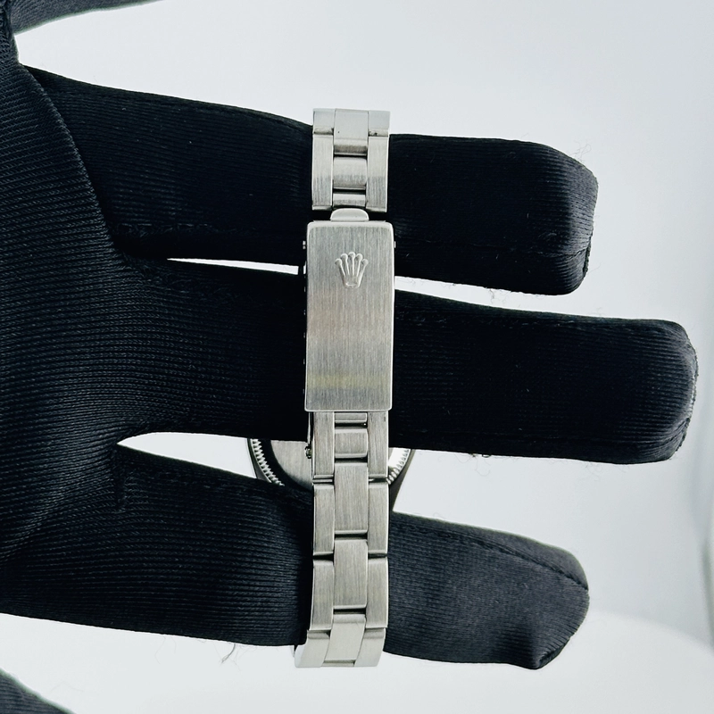 Rolex Oyster Perpetual Black Dial on Oyster Ref. 67230 Papers 1997 view 3