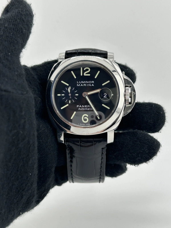 Panerai Luminor Marina Black Arabic Dial on Strap Ref. PAM00104 Complete 2002 view 2