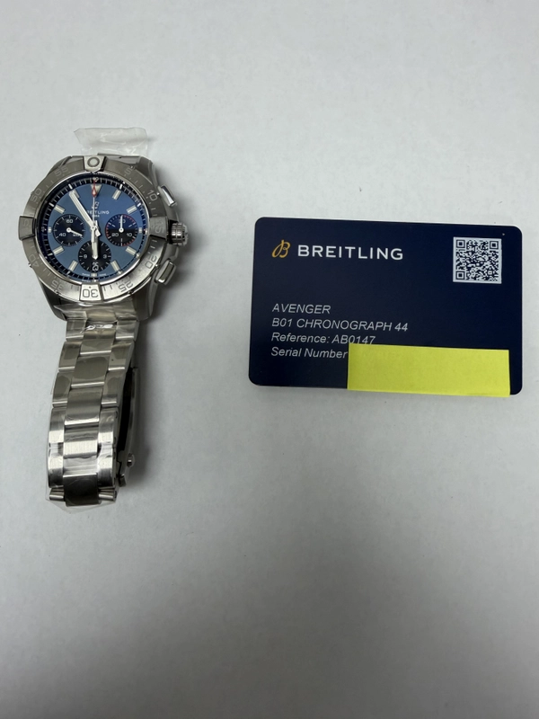 Breitling Avenger B01 Chronograph Blue Dial on Bracelet Ref. AB0147101C1A1 Card 2026 view 7