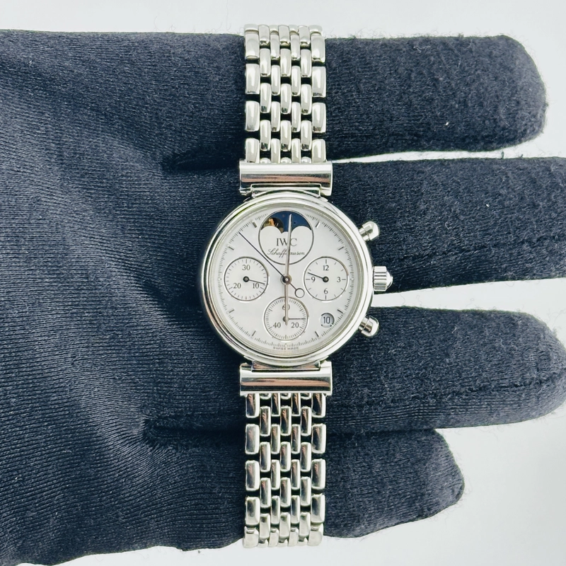Iwc Da Vinci Chronograph White Dial on Stainless Steel Bracelet Ref. IW373606 Papers 2002 view 2
