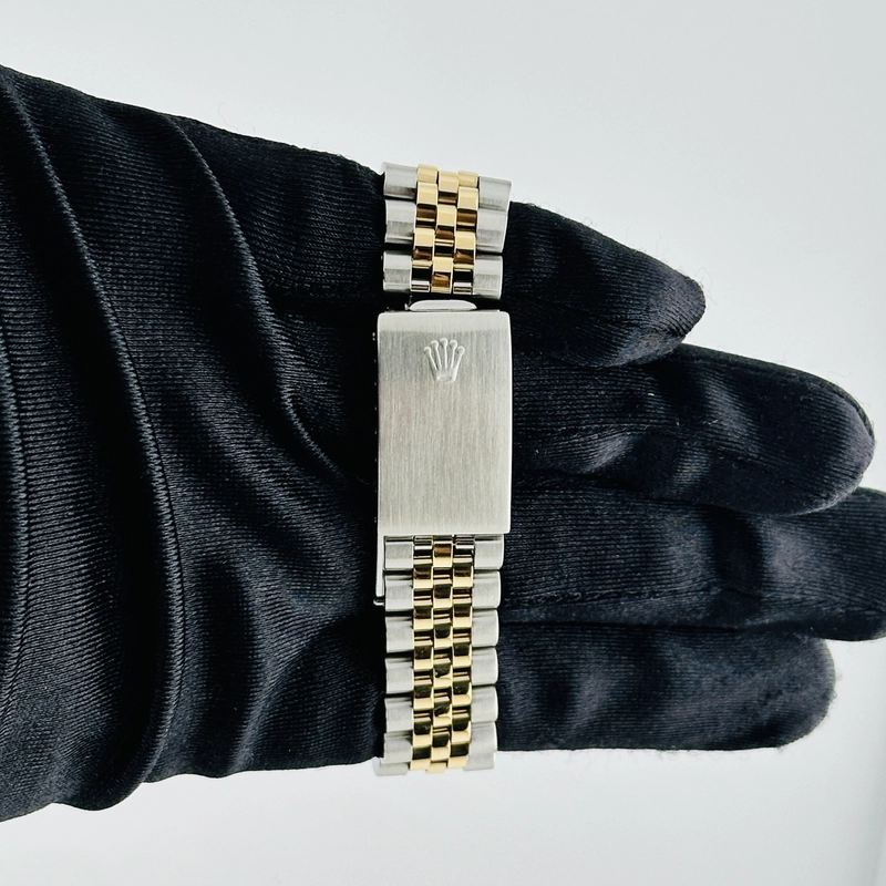 Rolex Datejust Champagne Diamond Factory Dial on D Link Jubilee Bracelet Ref. 16233G 1993 view 4