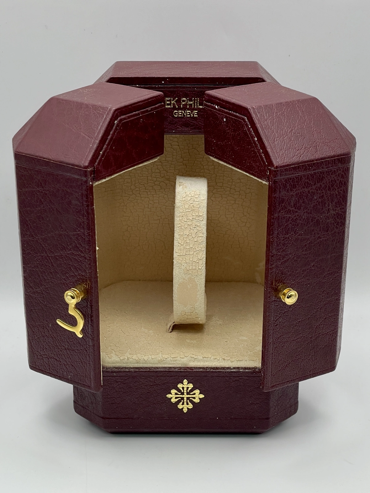 1997 Patek Philippe Pagoda 41mm Yellow Gold 5500J — image 10