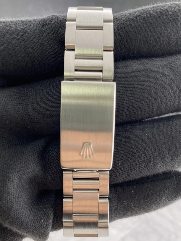 Rolex Datejust 36 Silver Roman Dial on Jubilee Ref. 16200 Papers 2001 view 4