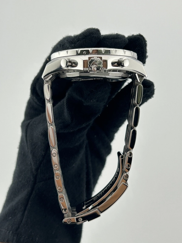 Breitling Bentley Motors T Speed Silver Dial on Stainless Steel Bracelet Ref. A25365/A257G75SPS Papers 2009 view 6