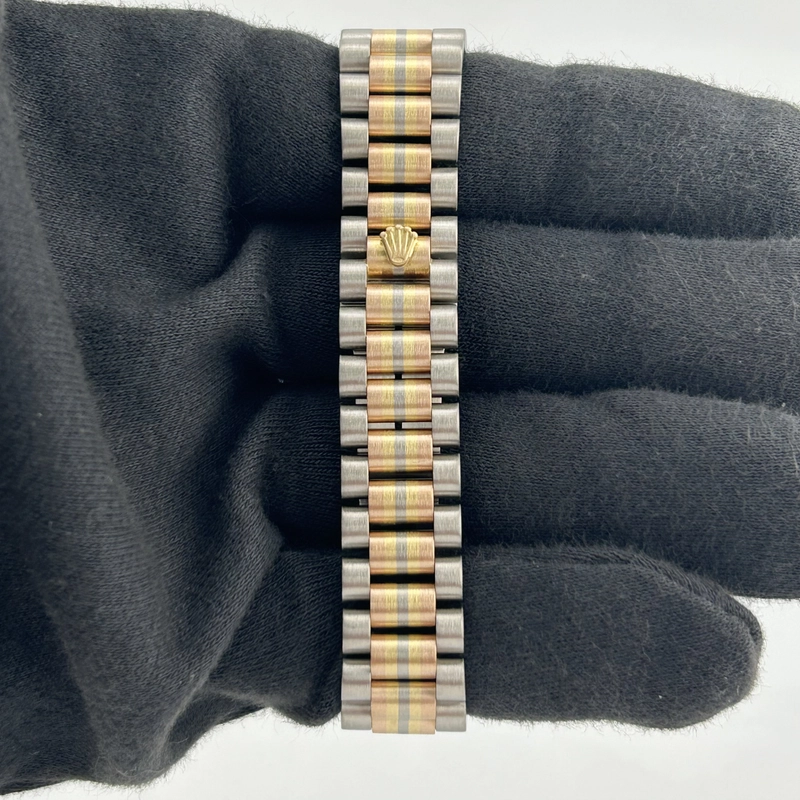 Rolex Datejust President Champagne Diamond Dial on Jubilee Ref. 68279 Papers 1993 view 3