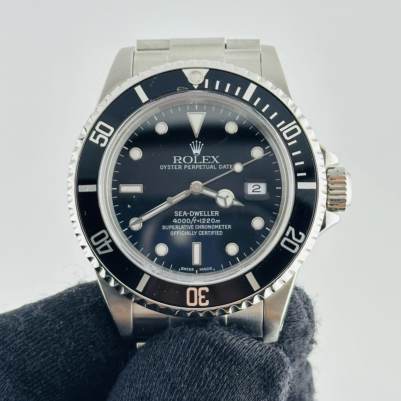 Rolex Sea-Dweller Black Dial on Oyster Bracelet Ref. 16600 2000 view 2