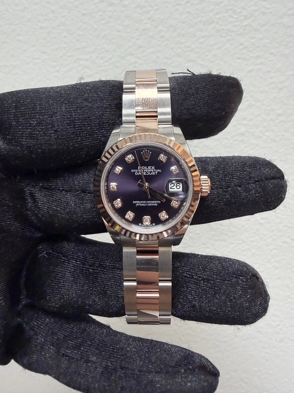 Rolex Datejust Lady Aubergine Diamond Dial on Oyster Ref. 279171 Card 2026 view 2