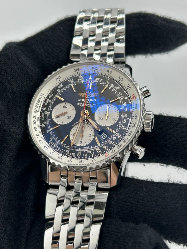 Breitling Navitimer Black Dial Ref. AB0121 Complete 2020 view 3