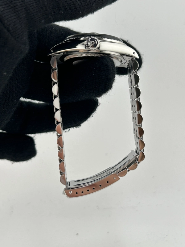 Rolex Datejust 36 Silver Stick Dial on Jubilee D Link Bracelet Ref. 16030 1984 view 6