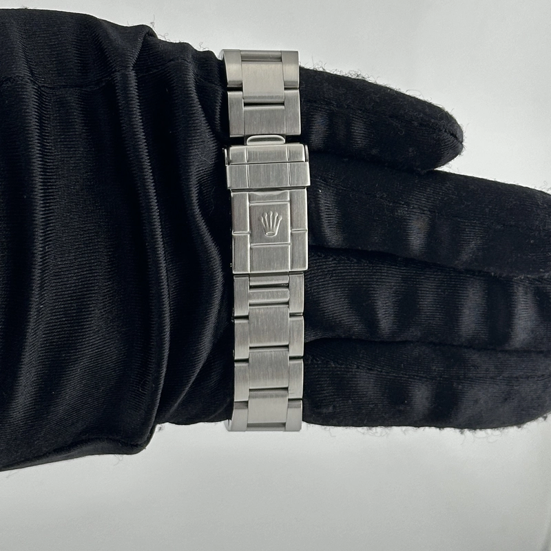 Rolex Explorer II Black Dial on Oyster Ref. 16570 Papers Open Date view 3