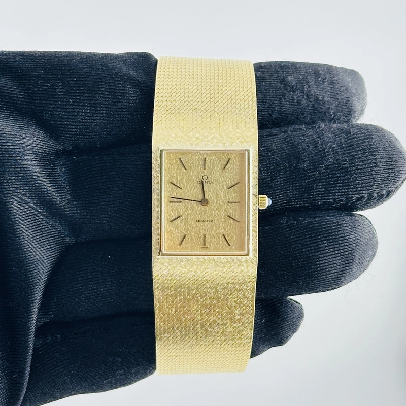 Omega Vintage Cocktail Gold Linen Stick Dial on Mesh Ref. 19130063913006