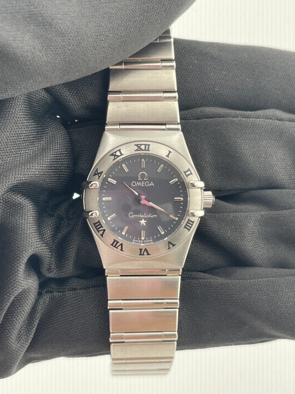 Omega Constellation Navy Gray Dial on Stainless Steel Bracelet Ref. 1562.40.00 Card Open Date view 2