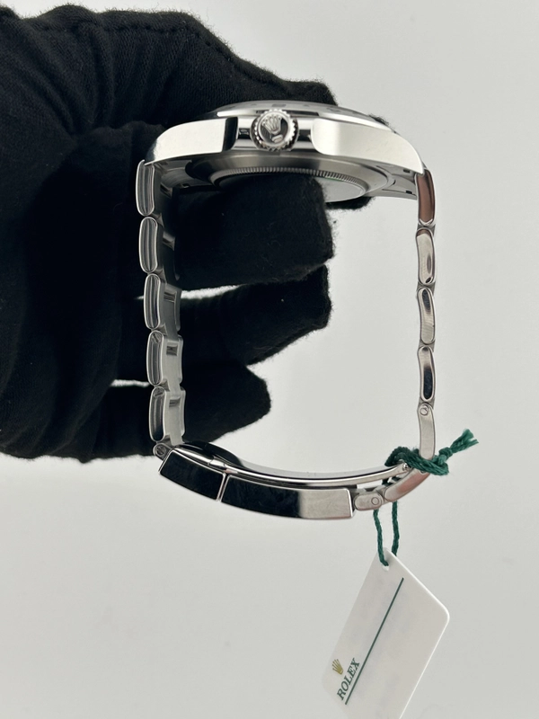 Rolex Explorer II White Dial on Oyster Bracelet Ref. 226570 Card 2024 view 6