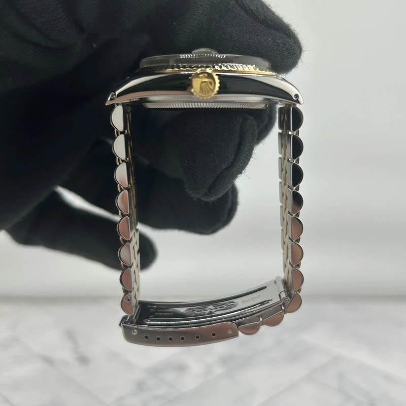 Rolex Datejust Champagne Stick Dial on D Link Jubilee Bracelet Ref. 16013 1985 view 6