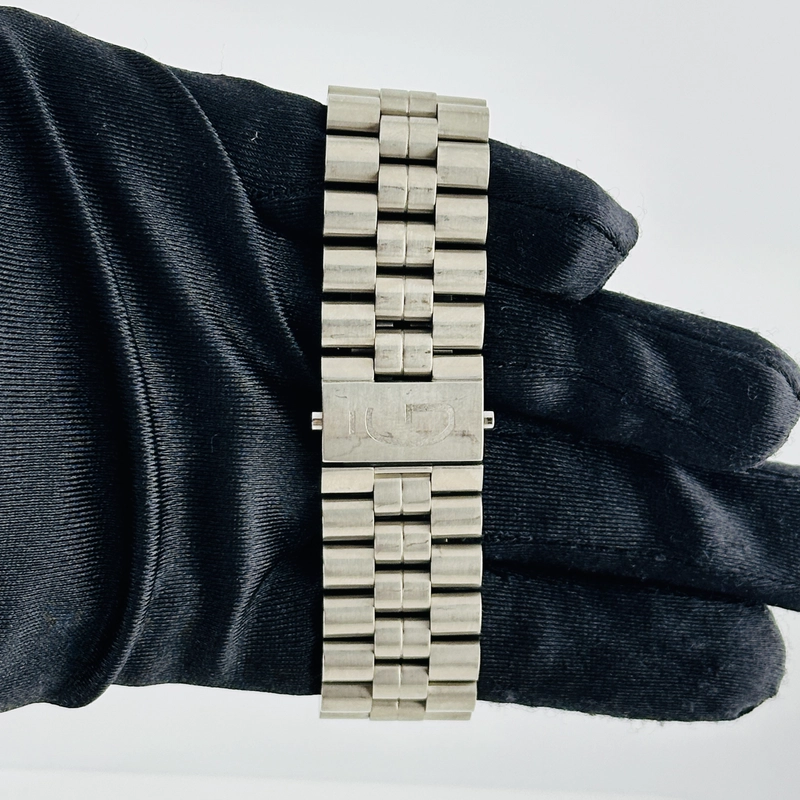 Gerald Genta Arena Bi-Retro White / Arabic Numerals Dial on Titanium Bracelet Ref. BSP.Y.80 view 3