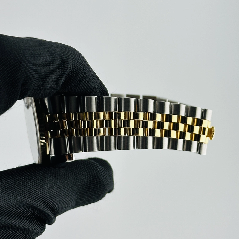 Rolex Datejust Gold Anniversary Diamond Dial Dial on D Link Jubilee Bracelet Ref. 116233 Card 2009 view 4