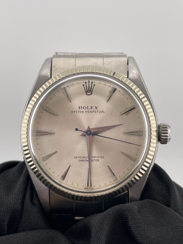 Rolex Oyster Perpetual Silver Dial on Oyster Bracelet Ref. 6567 1974 view 2
