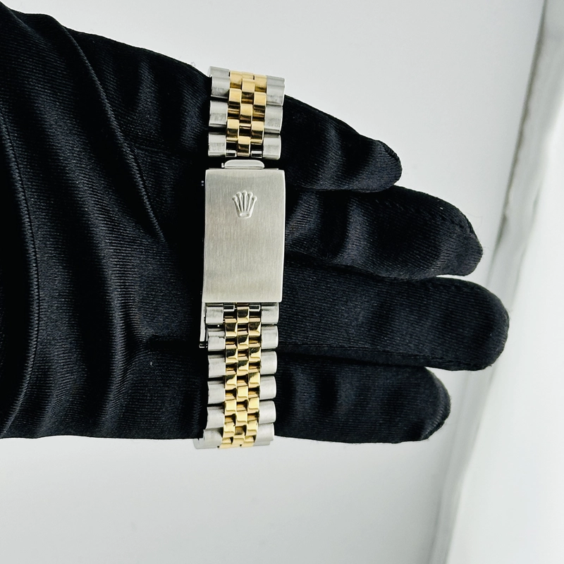 Rolex Datejust Champagne Stick Dial on D Link Jubilee Ref. 16233 2000 view 2