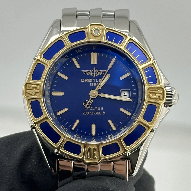 Breitling Lady J Blue Dial on Stainless Steel Bracelet Ref. D52065 view 2