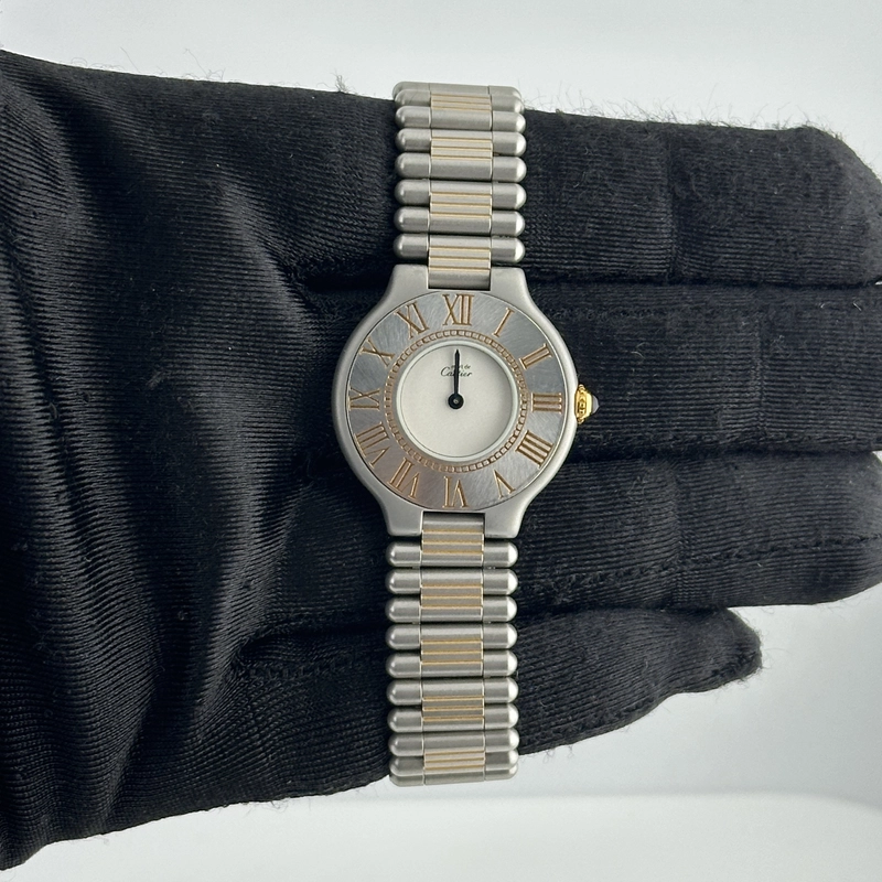 Cartier 21 Must de Cartier White Dial on 2 Tone Bracelet Ref. 1340 view 2