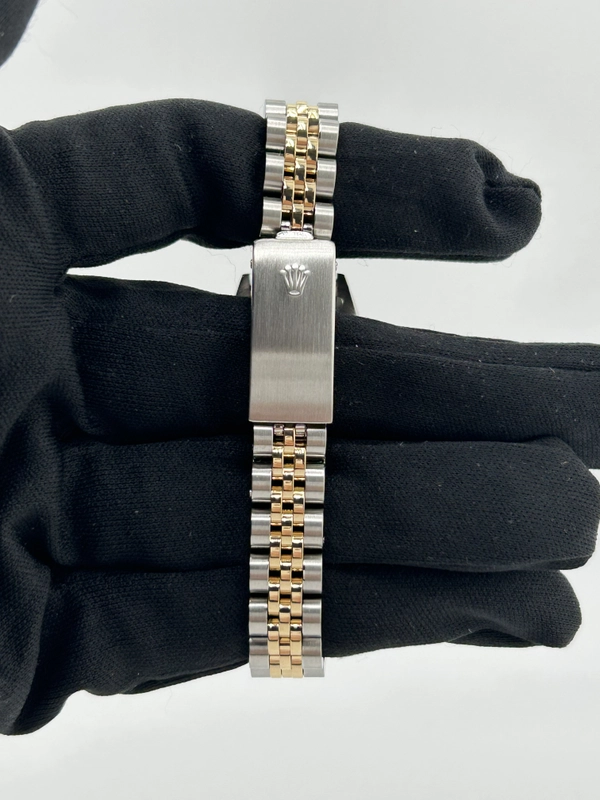 Rolex Date Lady Champagne Stick Dial on Jubilee Ref. 6917 1984 view 4