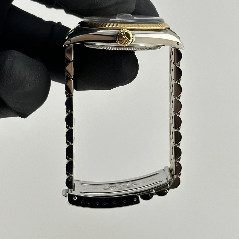 Rolex Datejust Champagne Stick Dial on D Link Jubilee Bracelet Ref. 16013 Papers 1986 view 6