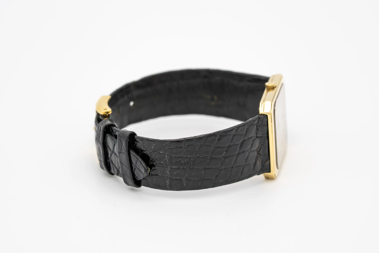 Ultra Thin Rectangular 18k Gold — image 10