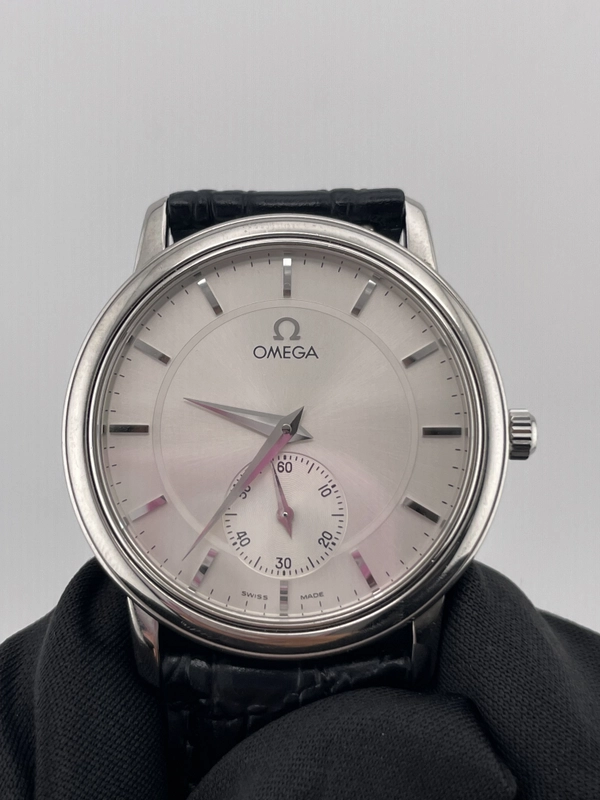 Omega DeVille Prestige Silver Dial Dial on Seiko Strap Ref. 4820.31 view 3