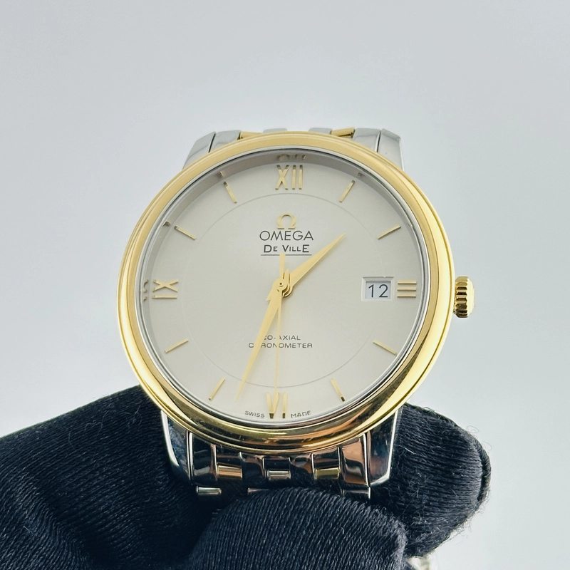 Omega De Ville Silver Dial on 2 Tone Bracelet Ref. 424.20.37.20.02.001 Card Open Date view 3