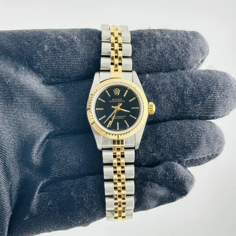 Rolex Datejust Lady Black Stick Dial on D Link Jubilee Ref. 76243 1999 view 2