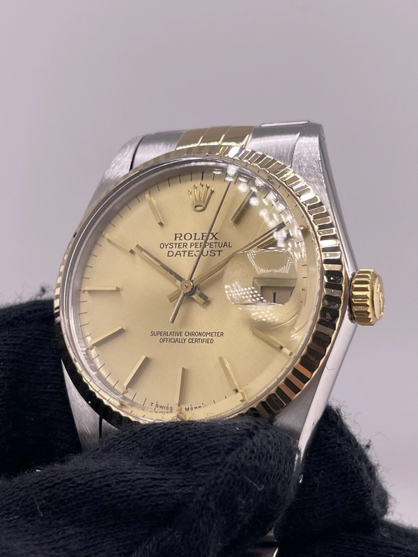 Rolex Datejust Champagne Stick Dial on D Link Jubilee Bracelet Ref. 16013 1986 view 3