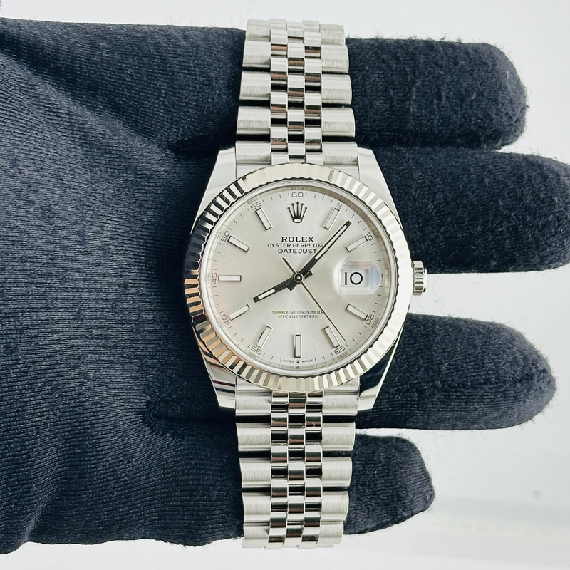 Rolex Datejust Silver Index Dial on D Link Jubilee Bracelet Ref. 126334 Card 2019 view 2