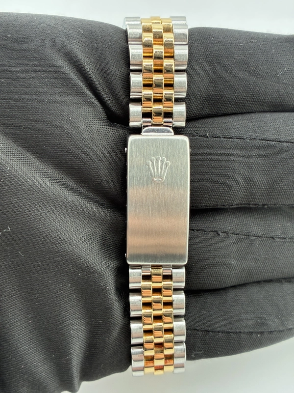 Rolex Datejust Champagne Diamond Dial on Jubilee Ref. 68273G 1987 view 4