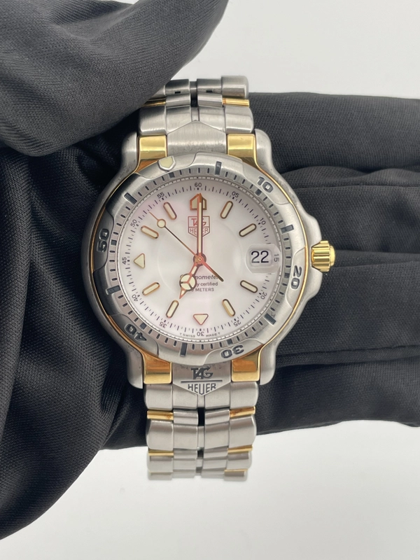 Tag Heuer 6000 White Dial on 18 K Gold And Stainless Steel Ref. WH5151 view 2