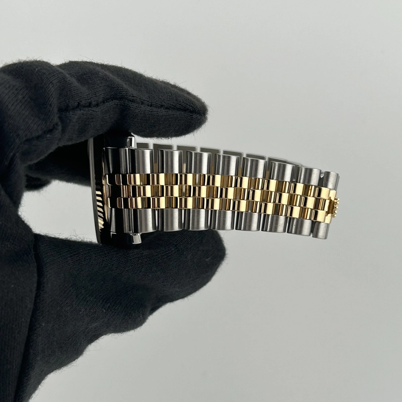 Rolex Datejust Champagne Anniversary Factory Diamond Dial Dial on D Link Jubilee Hidden Clasp Bracelet Ref. 116233G 2008 view 5