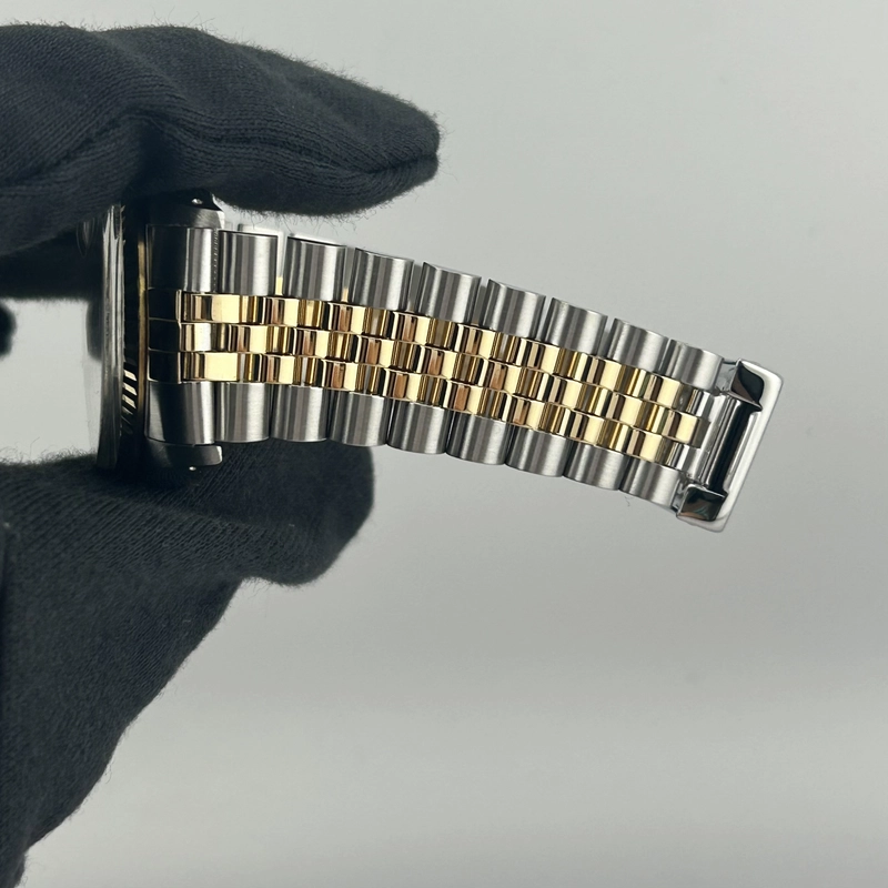 Rolex Datejust Champagne Stick Dial on D Link Jubilee Ref. 16013 1988 view 5