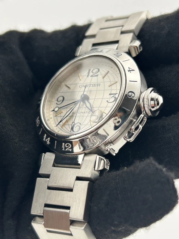 Cartier Pasha GMT Silver Dial on Stainless Steel Bracelet Ref. W31029M7 view 3