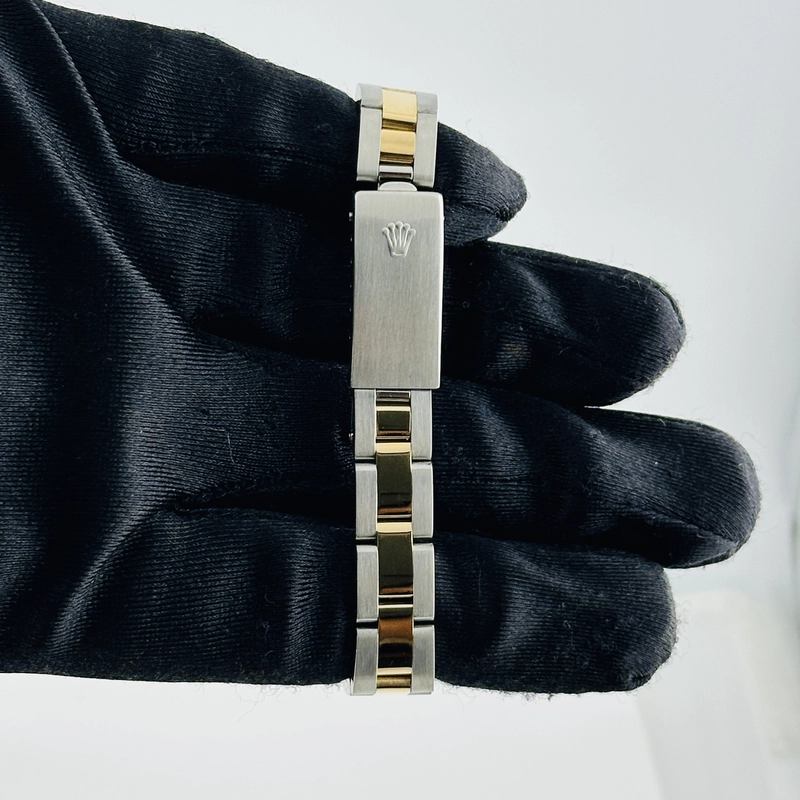 Rolex Oyster Perpetual Champagne Stick Dial on Oyster Bracelet Ref. 67193 1997 view 4