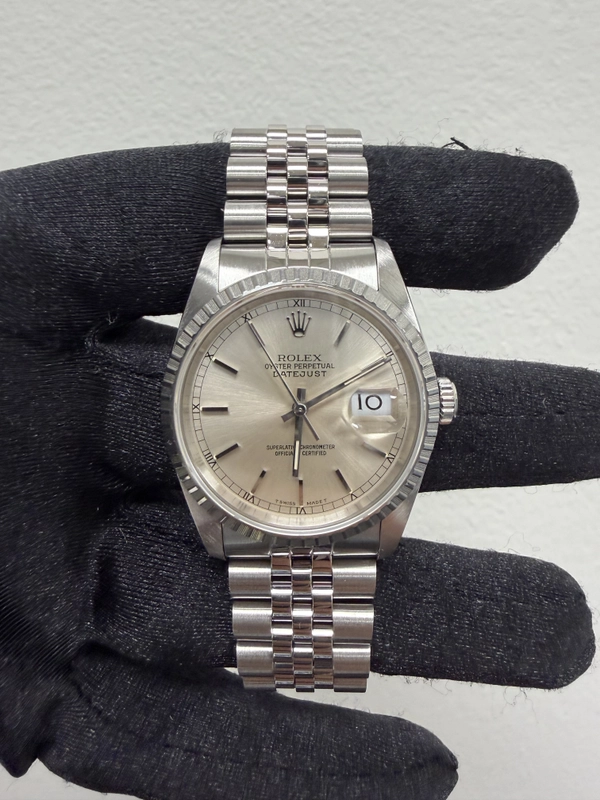 Rolex Datejust Silver Stick Dial on D Link Jubilee Ref. 16220 1989 view 2