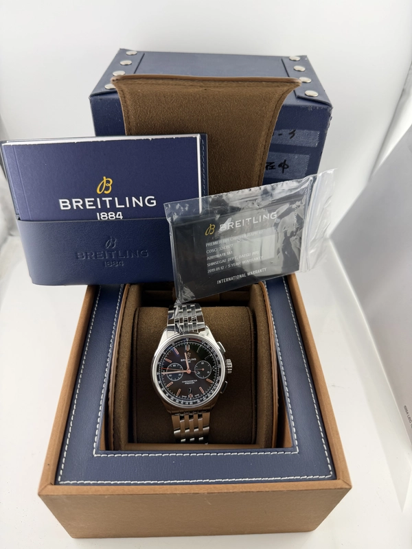 Breitling Premier B01 Green Dial on Bracelet Ref. AB0118 Card 2019 view 6