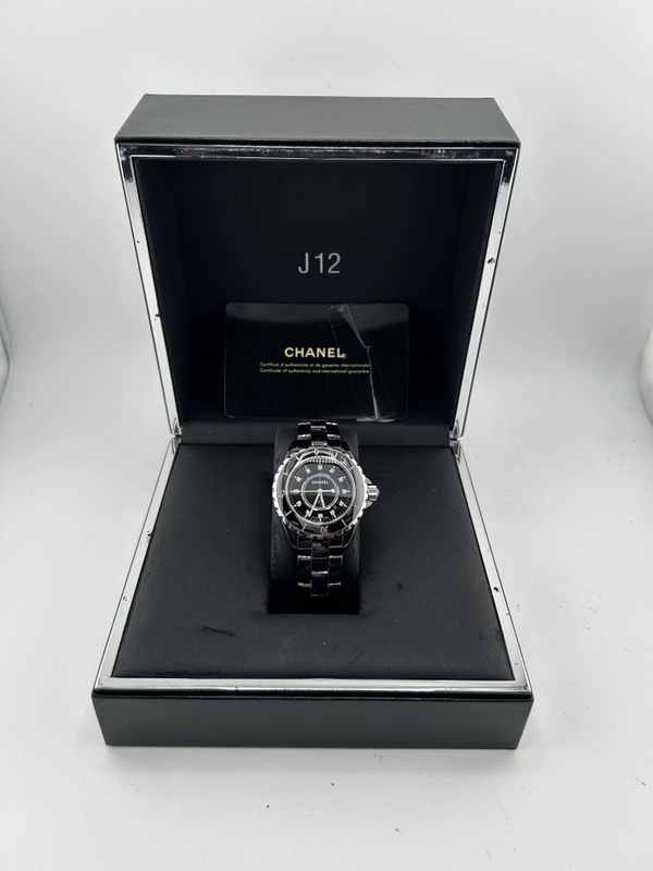 Chanel J12 Black With Factory Diamonds Dial on Bracelet Ref. H1625 Complete 2005 view 7