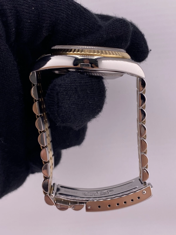 Rolex Datejust Champagne Anniversary Diamond Dial Dial on D Link Jubilee Bracelet Ref. 16233G 1991 view 6