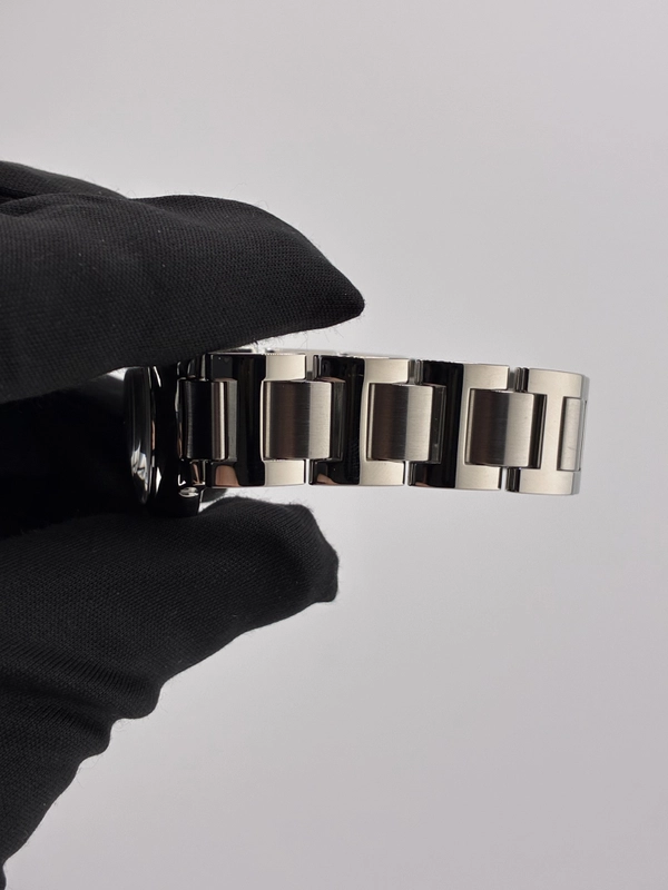 Cartier Ballon Bleu Silvered Opaline Dial on Stainless Steel Bracelet Ref. W69010Z4 Papers 2013 view 5