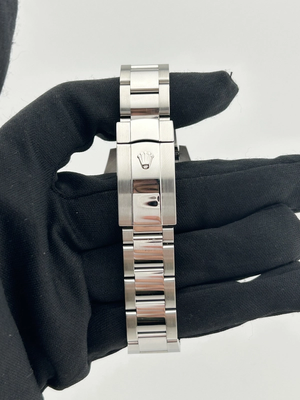 Rolex Datejust II White Stick Dial on Oyster Ref. 116300 Card 2016 view 4