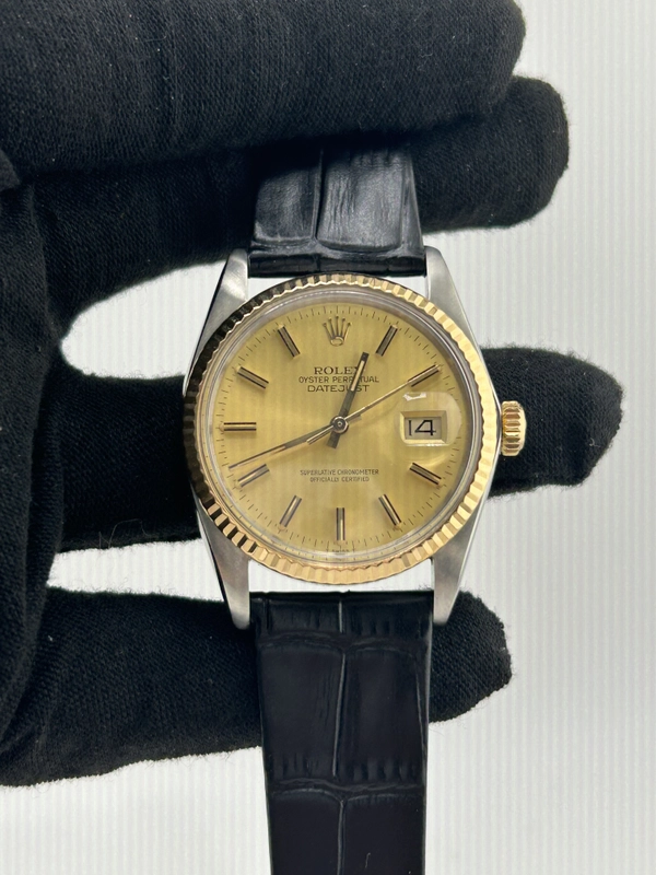 Rolex Datejust 36 Champagne Stick Dial on Generic Black Leather Strap Ref. 16013 1984 view 2