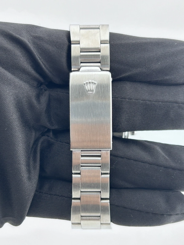 Rolex Oyster perpetual Silver Dial on Stainless Steel Ref. 1007 view 3