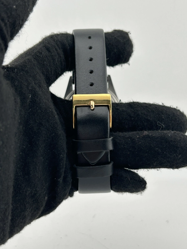 Rolex Datejust 36 Champagne Index Dial on Generic Black Leather Band Ref. 16013 1988 view 3
