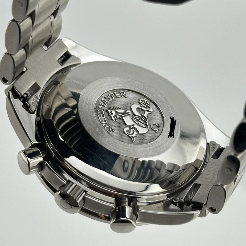 Omega Speedmaster Date Black Dial on Stainless Steel Bracelet Ref. 3513.52.00 view 4