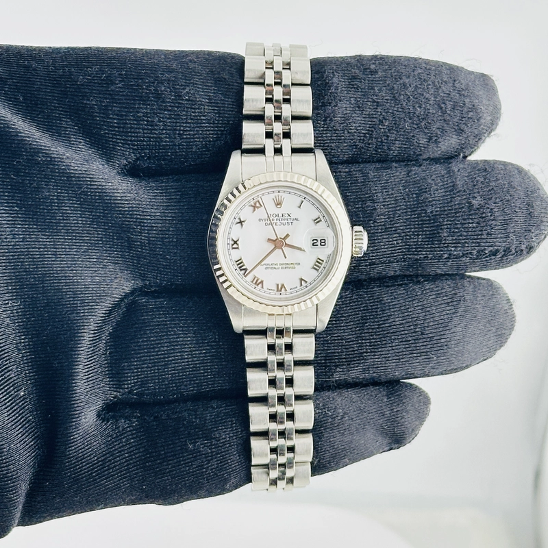 Rolex Datejust White Roman Dial on D Link Jubilee Bracelet Ref. 79174 2000 view 2
