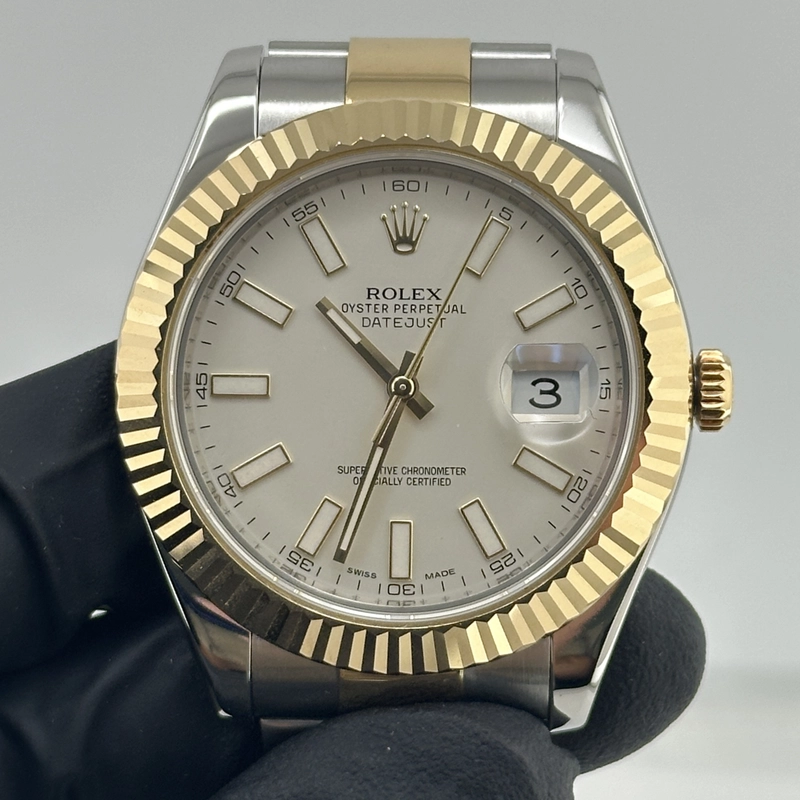 Rolex Datejust II Ivory Index Dial on Oyster Bracelet Ref. 116333 Card 2012 view 3